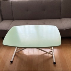 【高さ自在に変更可能】昇降式テーブルの画像