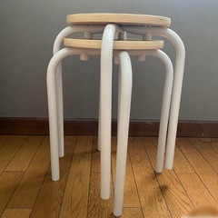 無印良品⬜︎ スチールパイプスタッキングスツール⬜︎ 在庫２個の画像