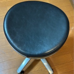 美品✨サロンスツール　昇降レバー付　　の画像