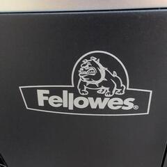 未使用品　fellowes 　シュレッダー　m-450cの画像