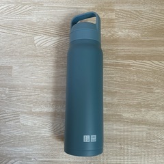 ユニクロ感謝祭2025 水筒  ブルー 水色 炭酸可　0.45Lの画像