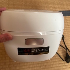 炊飯ジャー JBS-A055（3合炊き）【動作良好】の画像