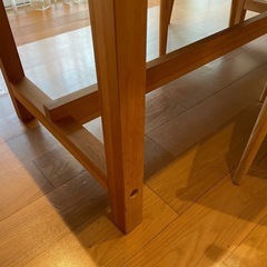 メープル材1枚板ダイニングテーブルの画像