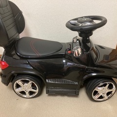 乗用メルセデスベンツ（ほぼ新品）の画像