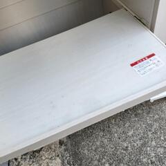 汚れあり　食器棚の画像