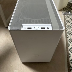 自作PCの取り外しパーツの画像