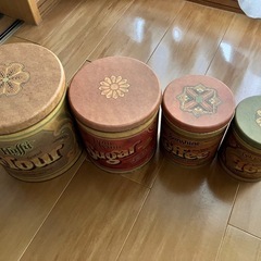 アメリカンカントリー  ティン缶4点セット　アンティーク　カントリーティン缶の画像