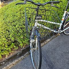 リサイクルショップどりーむ天保山店　No359　自転車　シティサイクル　27インチ　ホワイト　エコチャリNo21880Uの画像