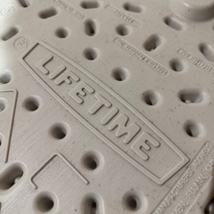 【コストコ・美品】LIFETIME 折り畳みテーブルの画像