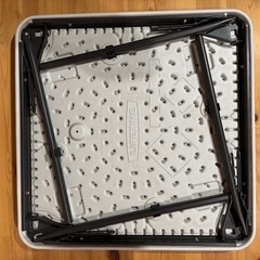 【コストコ・美品】LIFETIME 折り畳みテーブルの画像