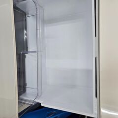 リサイクルショップどりーむ天保山店　No3666　３ドア冷蔵庫　日立　2010年製　容量265L　※製氷タンク欠品(´;ω;｀)の画像
