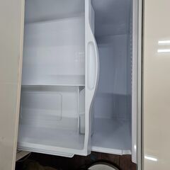 リサイクルショップどりーむ天保山店　No3666　３ドア冷蔵庫　日立　2010年製　容量265L　※製氷タンク欠品(´;ω;｀)の画像