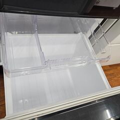 リサイクルショップどりーむ天保山店　No3667　２ドア冷蔵庫　三菱　2018年製　容量146L　1～2人暮らしに最適なサイズです♪の画像
