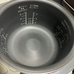 I 2507-800 Panasonic SR-MPA10E2 炊飯器 2022年製 通電確認済み キズ汚れ有りの画像