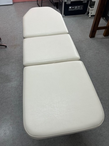 値引しました?美品✨エステベッド　【高田ベッド】