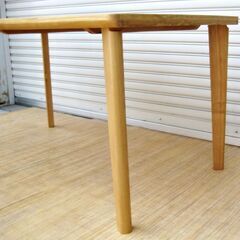 ダイニングテーブル　木製　幅140㎝　食卓机　センターテーブル　ワークデスク　インテリア　カフェテーブル　パソコンデスクの画像
