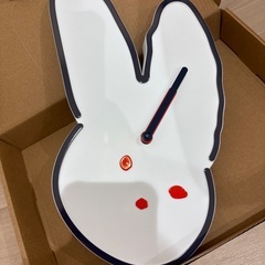韓国 壁掛け時計 うさぎの画像