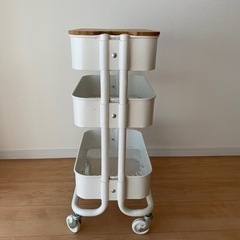 ⭐︎受け取り先決まりました⭐︎ IKEA イケア　キッチンワゴン　ホワイト　北欧家具　の画像