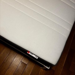 イケアのベッドの画像