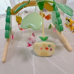 ベビー用品　プーさんメリーの画像