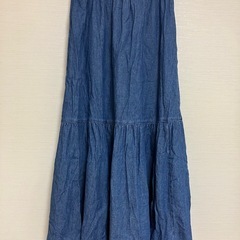 GU購入　新品ワンピースと1回着用スカートの画像