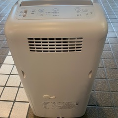 シャープ家庭用除湿機冷風機CM-R100の画像
