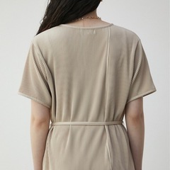 新品 AZUL BY MOUSSY プリーツデザイントップスの画像