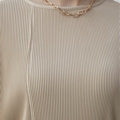 新品 AZUL BY MOUSSY プリーツデザイントップスの画像