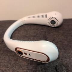 （ほぼ新品）暑い夏の必需品！ネックファン＆ハンディファンの画像