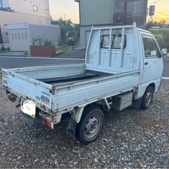 低走行！車検取立て！4WD！ダンプ！　ダイハツ　ハイゼット　軽トラ　キャリー　の画像