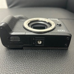 Canon キャノン EOS M6 Mark II ボディ ブラック  3250万画素 ミラーレス一眼カメラの画像