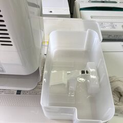 【リサイクルショップ ピカソ 小松原】☔🌈部屋干しの味方‼️アイリスオーヤマ 衣類乾燥除湿機 2017年製 DDA-20🌬️✨★5056★の画像