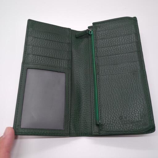 美品✨ GUCCI グッチ 人気 バイカラー 2つ折長財布 メンズ 黒 グリーン 美品✨ GUCCI グッチ 人気 バイカラー 2つ折長財布 メンズ 黒