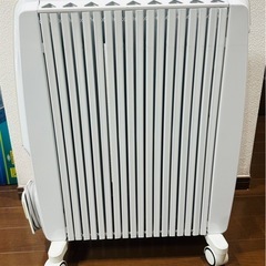 デロンギ ドラゴンデジタル オイルヒーター　TDD0915W　10〜13畳の画像