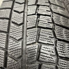 DUNLOP WINTER MAXX WM02 185/65R15 15インチ スタッドレス 4本 23～24年製 イスト アクア アリオン プレミオ等　(STO018)の画像