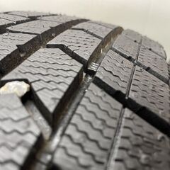 【走行短め】DUNLOP WINTER MAXX WM02 185/65R15 15インチ スタッドレス 4本 24年製 シエンタ ノート フリード アリオン等　(STN016の画像