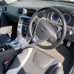 ボルボ　V60 T6 車検長期　低走行の画像