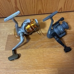 釣具リール2台の画像