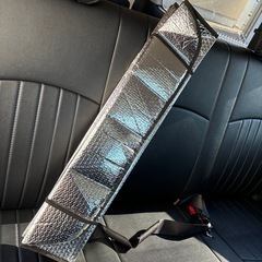 車フロントサンシェードLサイズの画像
