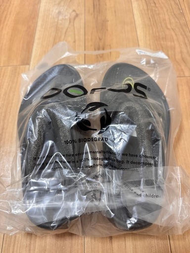 【新品】ウーフォス ウーメガ 黒 23cm 7/31の13時〜15時半に取りに来れる方