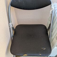 ３１日５時までに受領できるひと限定日　椅子　スチール製　無料奉仕品の画像