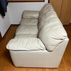 ソファの画像