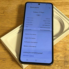 Android Galaxy Flip 4｜128gb｜SIMフリーの画像