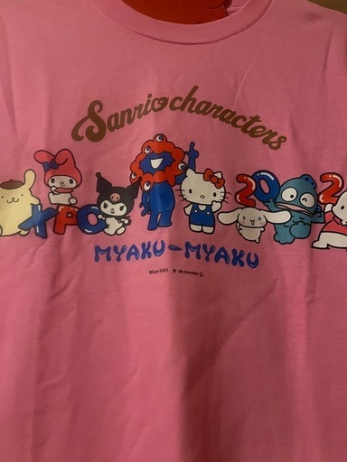 万博サンリオtシャツ ミャクミャクコラボ (キティ) 大阪のT