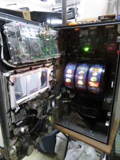 パチスロ実機 北斗の拳 強敵 コイン不要機付き スロット機│江別