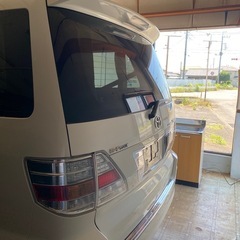 アルファードハイブリッドの画像