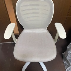 【無料でお譲りします】ニトリワークチェア椅子　の画像