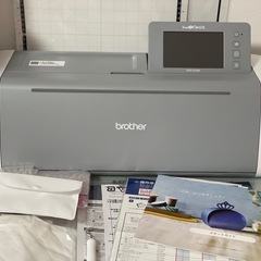 その2新品同様のBrotherスキャンカットDX1010  カッティングマシン！写真の全てお付けしますの画像