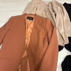 ズボン　ジャケットの画像