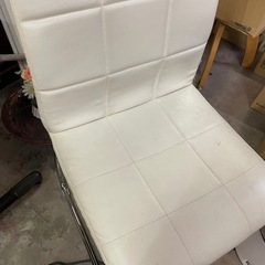 一人用　椅子ソファー　ホワイトの画像